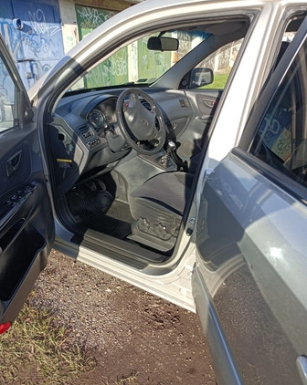 Hyundai Tucson cena 17500 przebieg: 227700, rok produkcji 2008 z Debrzno małe 301